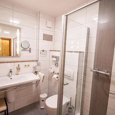 Vital- Und Wellnesshotel Albblick ואלדאכטל