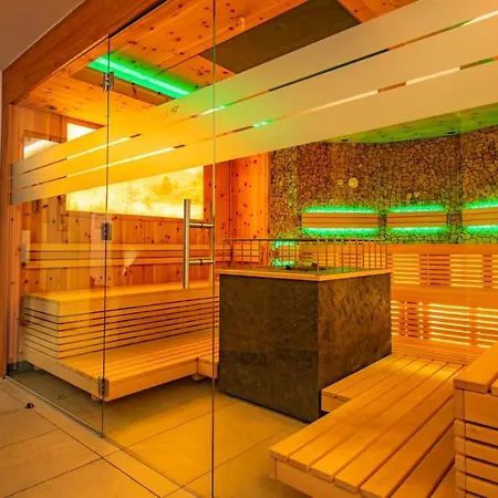 Hotel Vital- Und Wellnesshotel Albblick 4*