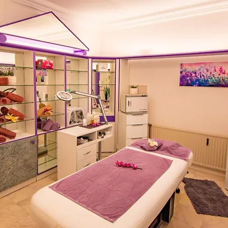 Vital- Und Wellnesshotel Albblick ואלדאכטל
