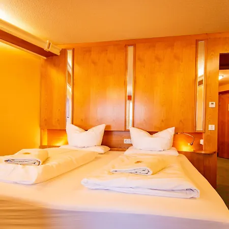 ホテル Vital- Und Wellnesshotel Albblick